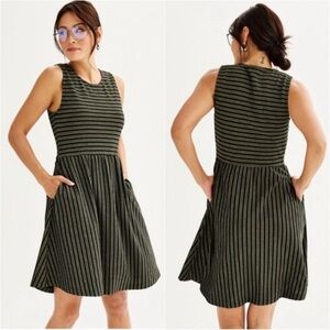 Draper James RSVP Black & Gold Striped Dress – NWOT – w/ Pockets! Size M